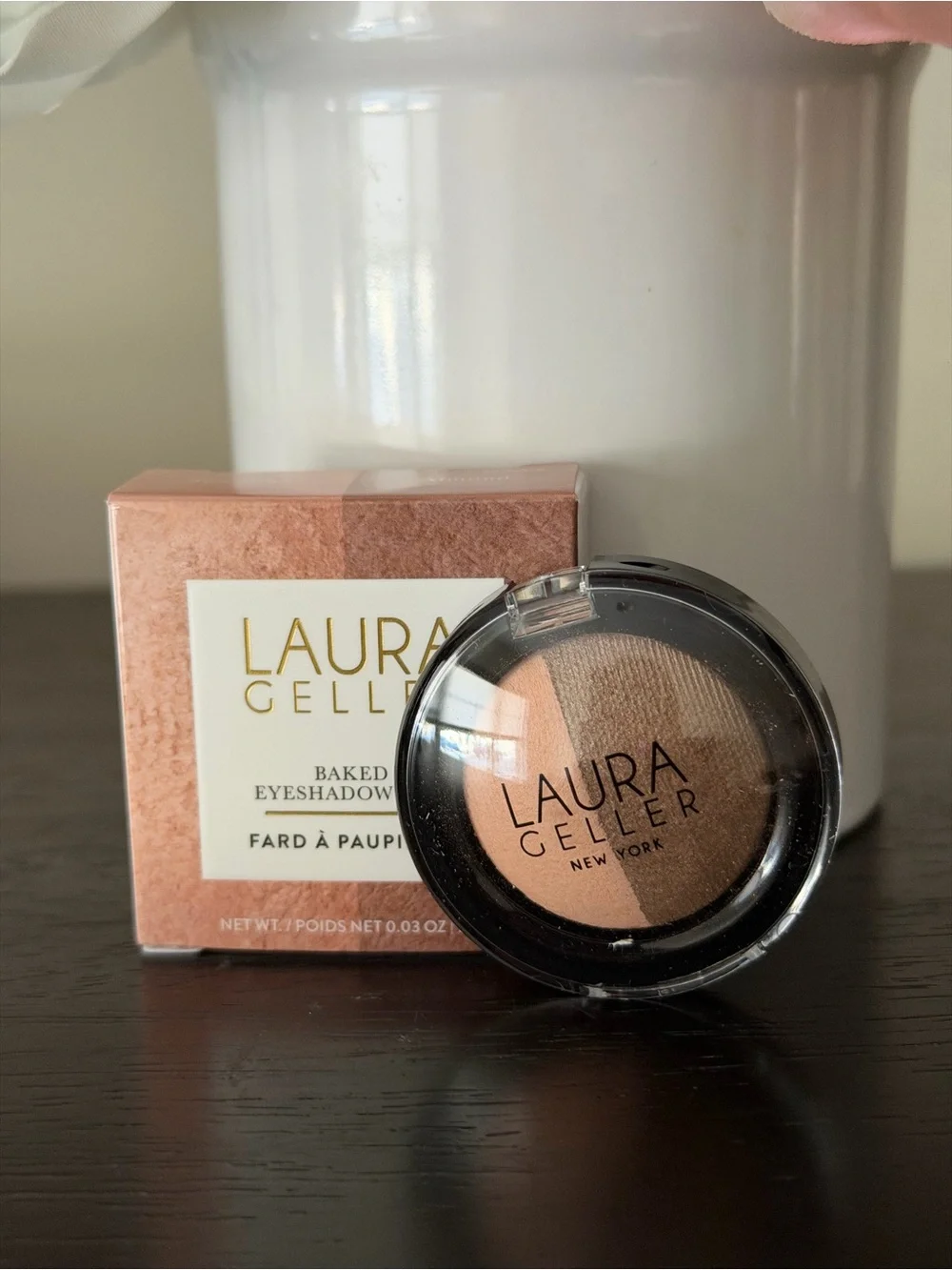 Laura Geller Baked Eyeshadow Suntone / Almond